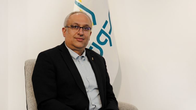 فرهنگ فرزان، مدیرعامل ریتون