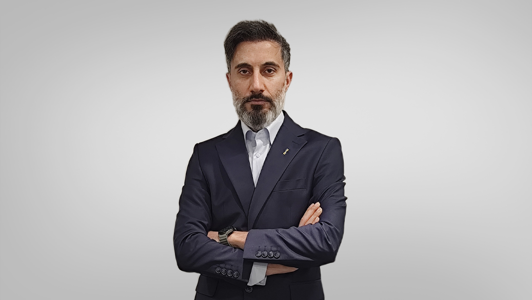 علیرضا شکیبایی، معاون توسعه محصول ریتون